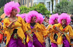 UK, LONDON, Notting Hill Carnival, parade, costumed dancers, UK25166JPL 4000 A 300