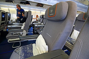 Lufthansa, Airbus A330, Premium Economy, seat A 300