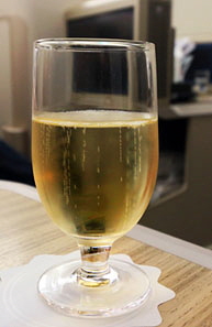 Asiana Airlines, Airbus A350, welcome drink   200