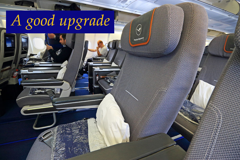 Lufthansa, Airbus A330, Premium Economy, seat A 1000 with caption
