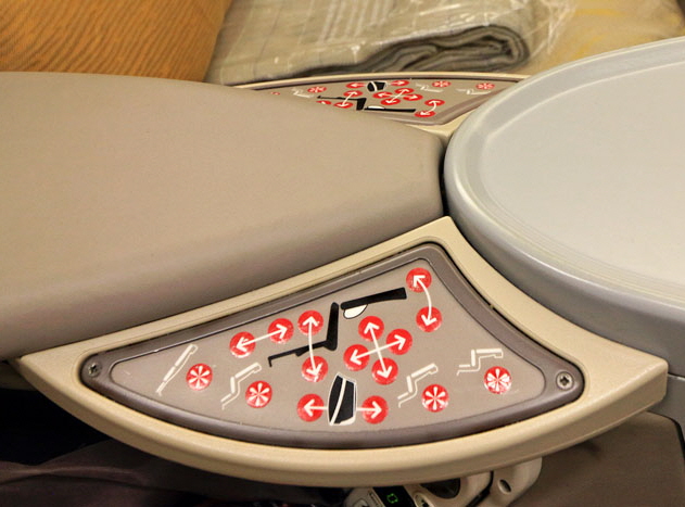 Asiana Airlines, Airbus A330, Business Class, seat controls, Phuket to Seoul,  4000 A 467 deep