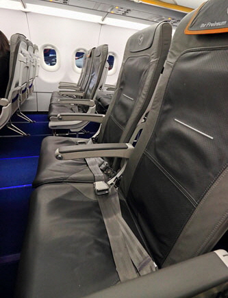 Lufthansa, Airbus A320 Business Class seating, A 500 deep