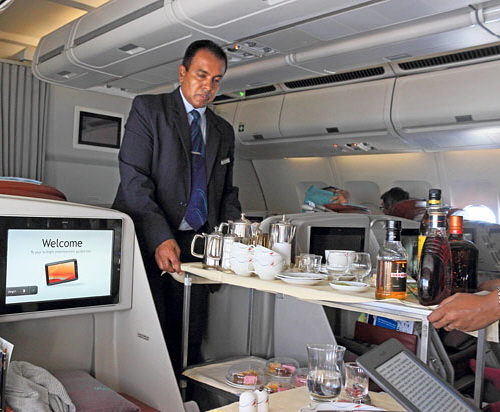 Sri Lankan Airlines, Airbus A330, Business Class, afternoon tea, Colombo to London  4000 A 630
