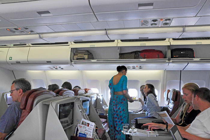 Sri Lankan Airlines, Airbus A330, Business Class cabin, Colombo to London, 4000,, A 700