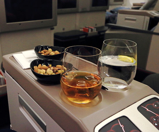 Turkish Airlines, Airbus A330, Business Class, bar service, Istanbul to Hanoi, A 700