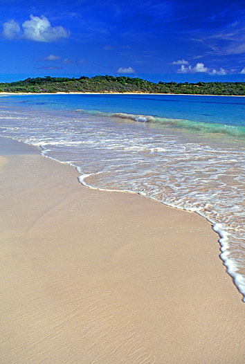 ANTIGUA, Half Moon Bay beach, ANT770PL 526 deep