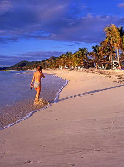 ANTIGUA, Jolly Beach, tourist paddling, ANT716JPL A 534 deep