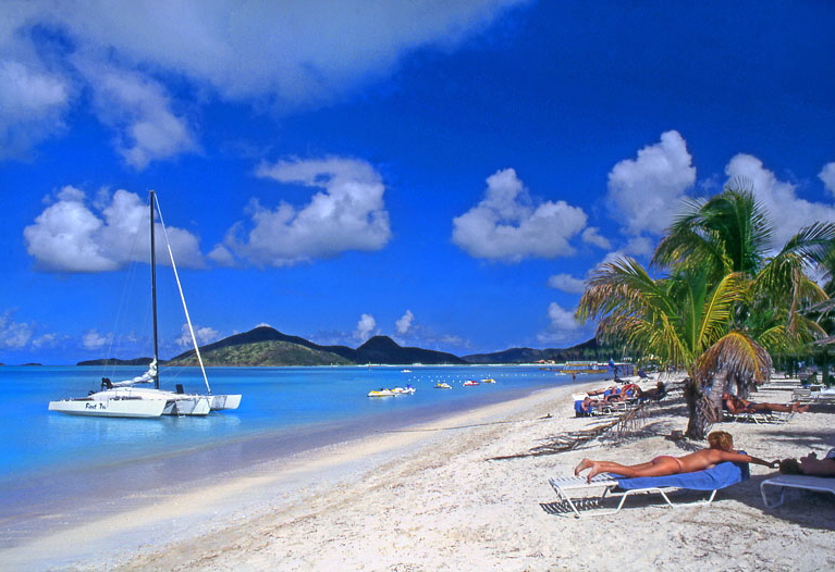 ANTIGUA, beach with sunbathers and catamaran, ANT749JPL A 800
