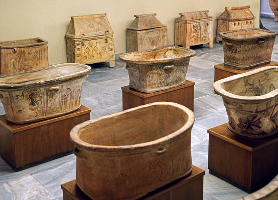 Greek Islands, CRETE, Iraklion Archaeologocal Museum, Minoan period coffins, GIS1255JPL 558