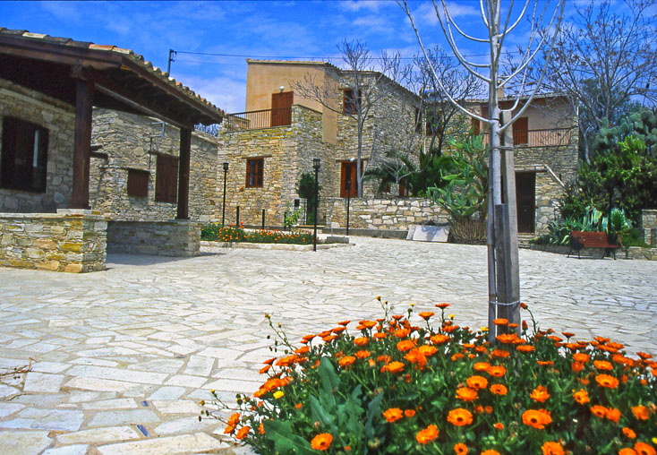 CYPRUS, traditional villages, AIYA ANNA (North Larnaca), stone built houses, CYP314JPL A 750