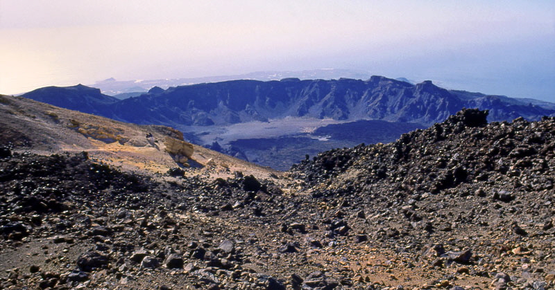 Canary Isles, TENERIFE, Las Canadas National Park, volcanic crator, SPN1313JPL A800