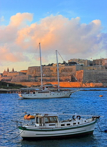 MALTA, Sliema, seafront view at sunset, MLT898JPL 362