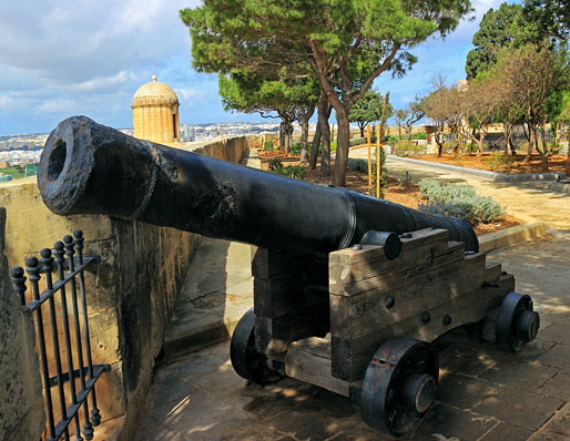 MALTA, Valletta, Hastings Gardens, canon, MLT913JPL 400 deep