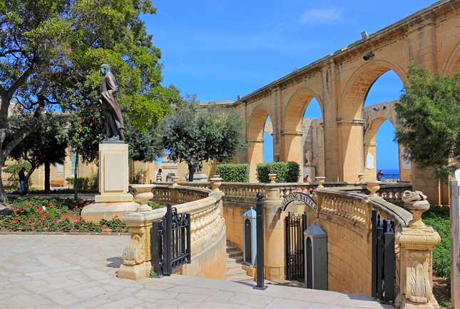 MALTA, Valletta, Upper Barrakka Gardens, MLT813JPL 650