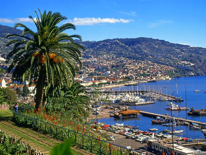MADEIRA, Funchal, town and marina view, MAD1000JPL  A 700