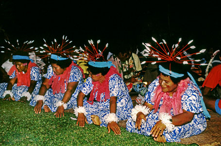 FIJI, Viti Levu Island, Fijian Meke performers (traditional song & dance), FIJ911JPL 4000 A 300 deep