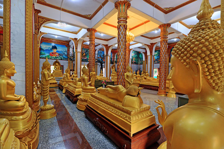 Thailand, PHUKET, Wat Chalong, Pagoda, shrine hall, Buddha statue, THA3936JPL A 750