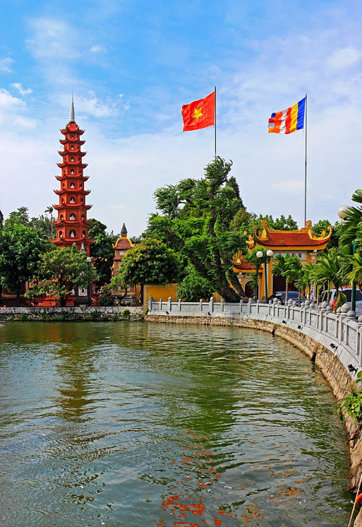 Vietnam, HANOI, Tran Quoc Pagoda, oldest Buddhist temple, in Hanoi, VT989JPL A 770 deep